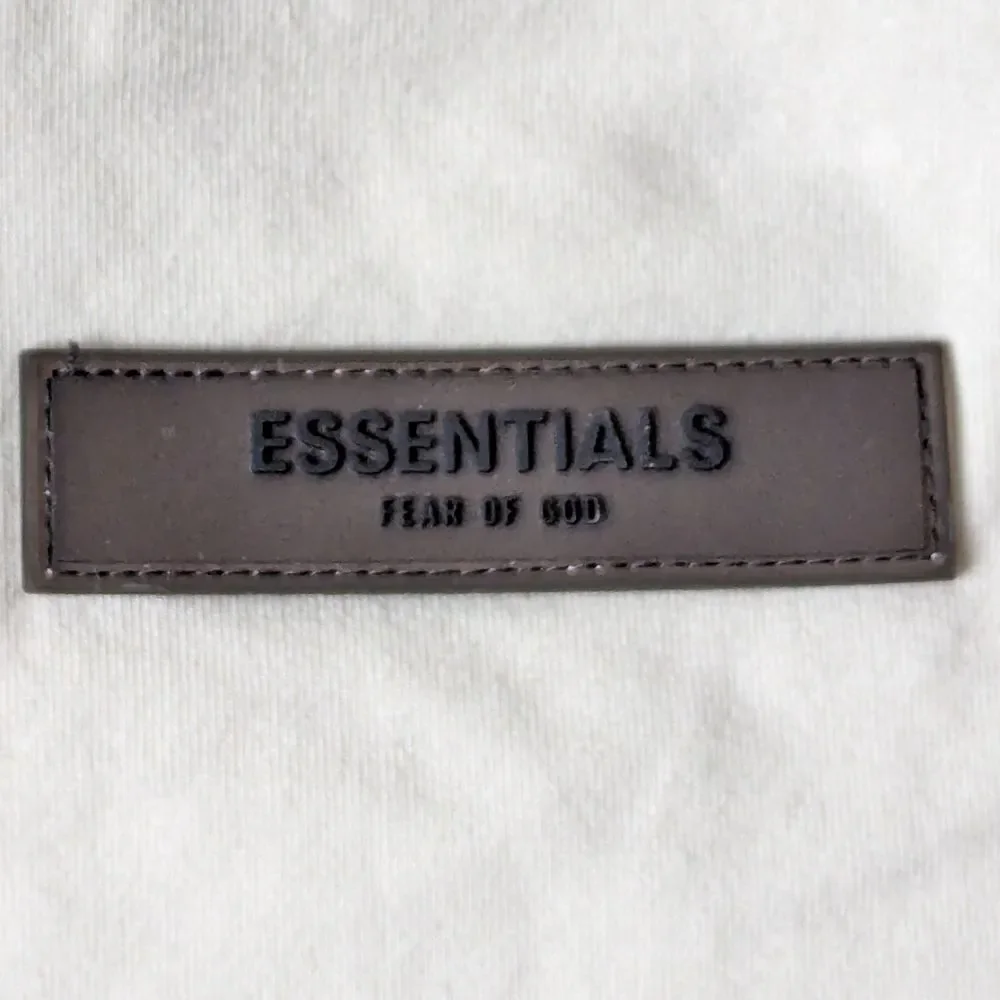 Fear of God Essentials Logo Sport Stretch Cotton Crop Tank in Eggshell Women's M - Picture 11 of 15